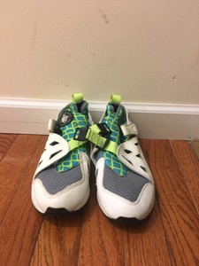 nike air huarache plus