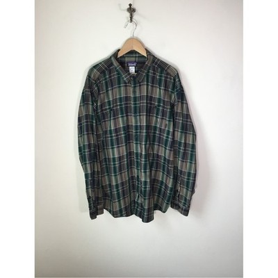 Patagonia Organic Cotton Plaid Long Sleeve Button Down Size 2XL