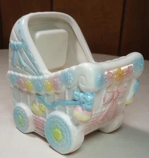 VINTAGE NANCY PEW BABY BUGGY MUSICAL BOX PLANTER - IT'S A SMALL WORLD