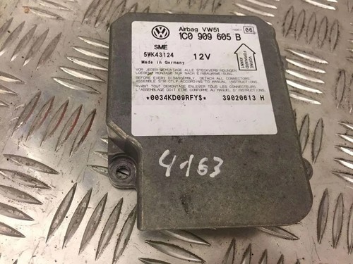 VW PASSAT B7 ALLTRACK 365 Airbag-Steuergerät 1C0909605B 1.90 Diesel 30528424
