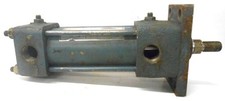 AIR CYLINDER, APPROX. BORE: 3/4" , APPROX. STROKE: 2-1/2", ROD DIAMETER: 3/8"