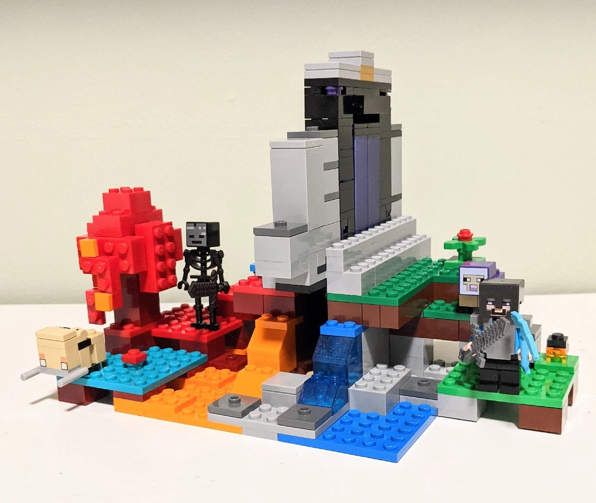 LEGO® Minecraft The Ruined Portal 21172 (Retiring Soon) by LEGO Systems  Inc.