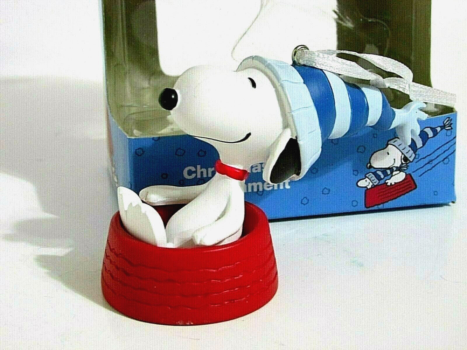 SNOOPY & Charlie Brown Christmas Ornament Hallmark 2017 Peanuts Collectible