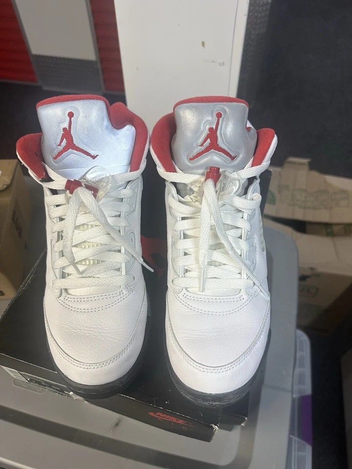 Size 7Y - Jordan 5 Retro Fire Red 2020 - CT4838-102 - Image 3 of 4
