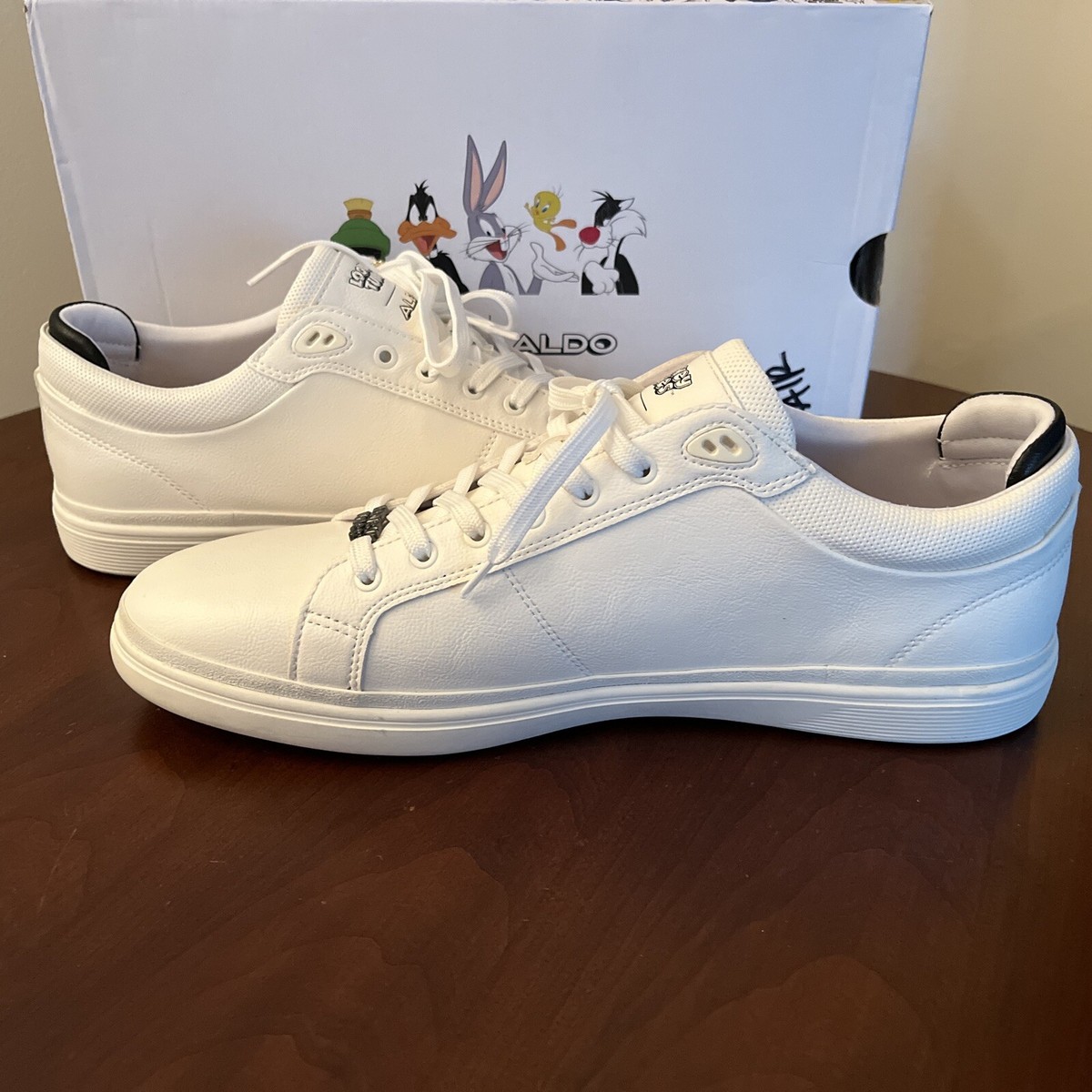 NIB Men's Looney Tunes Sneakers By Aldo Sz 13