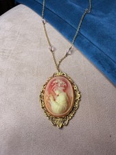 Vintage Victorian Style Cameo Pendant Necklace Gold Tone Filigree Frame