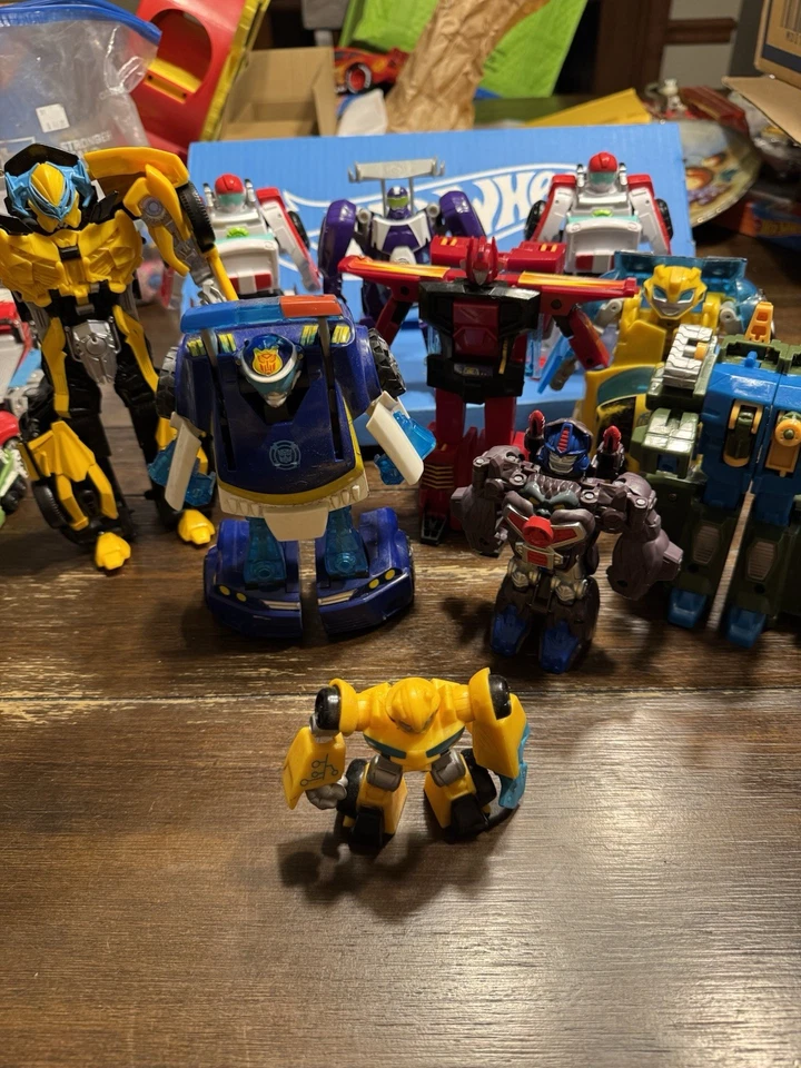 Transformers Lot Recue Bots Bumblebee Blurr Medix Chase Optimus Primal Used 10 - Image 2 of 2