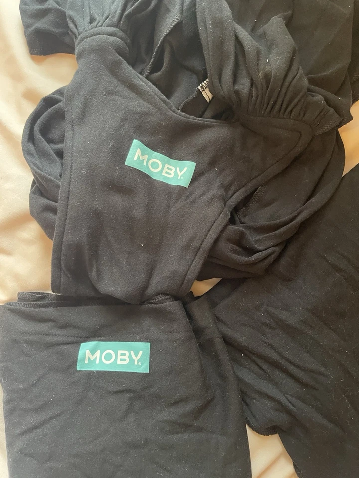 Moby Wrap Adjustable Baby Carrier Wrap (8-35lbs)  Cotton Sling Black  - Image 3 of 4