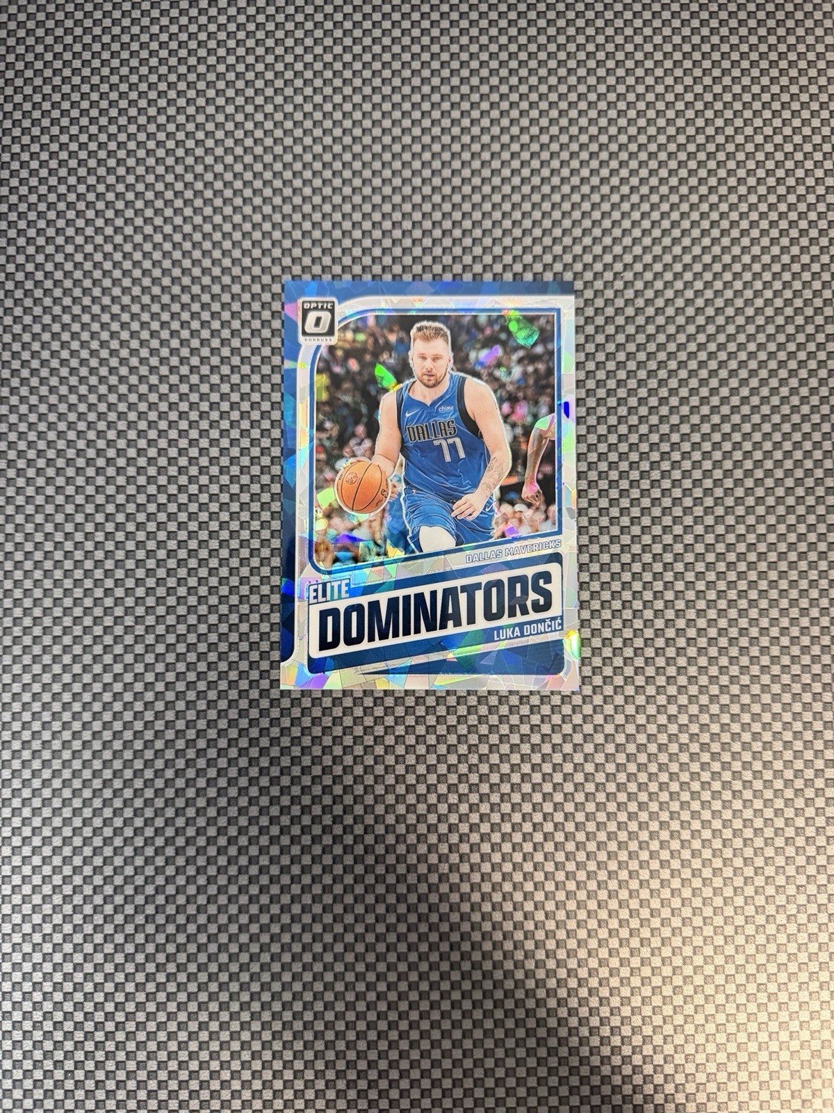 LUKA DONCIC 2024-25 PANINI OPTIC ELITE DOMINATORS CRACKED ICE PRIZM /25 MAVS