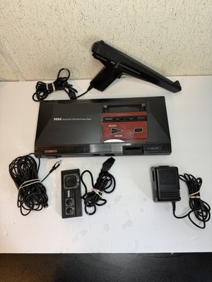 Sega Master System Model 3010 -Black Console - Cleaned & Tested 1 Controller