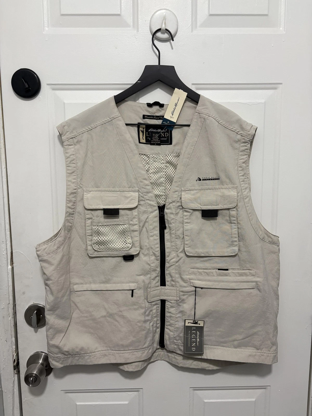 Eddie Bauer Vest Mens Large Beige Wenatchee Travel Utility Pockets Earthtech