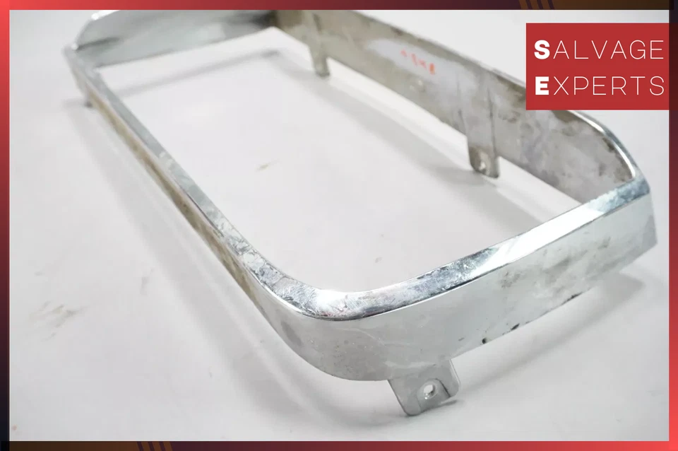 Borde bisel faro derecho Jaguar XJ6 XJ12 XJS 1988-1994 JLM2014 Hella 13726800 Foto 3 de 4