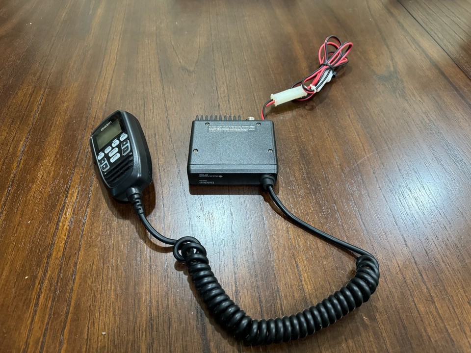 Uniden CMX760 40channel Offroad Compact CB Radio 50633550854 eBay