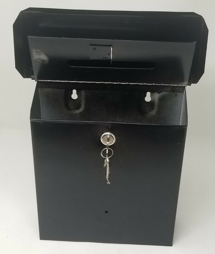 Solar Group Black Residential Vertical Style Mailbox New In Box with Key - Picture 10 of 12