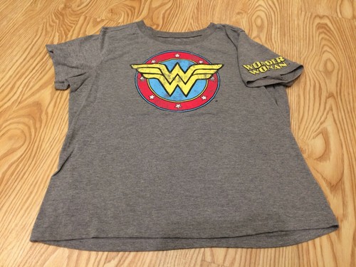wonder woman youth XL grey t shirt short sleeve - 第 2/6 張圖片