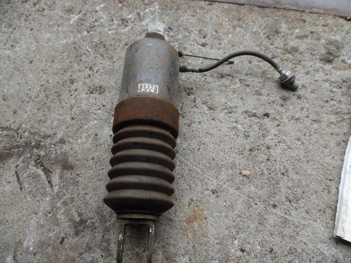 1984 kawasaki gpz750 zx750 rear shock | eBay
