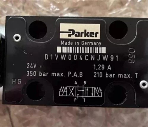 Parker D1VW004CNJW91 Hydraulic Solenoid Valve UPS Shipping