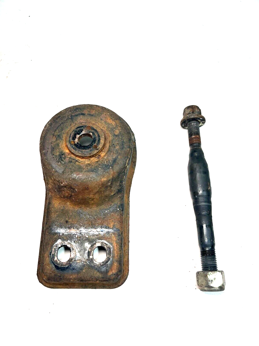 まっくす 1980 Datsun 280ZX Rear Sub Frame Mount Bracket Brace Tab Nissan 79