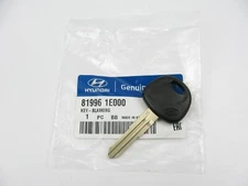 New Genuine OEM Key Blank Uncut 81996-1E000 For 2005-2012 Hyundai Elantra