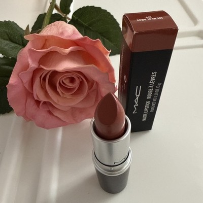 MAC Matte Lipstick - 649 DOWN TO AN ART - Gorgeous Discontinued