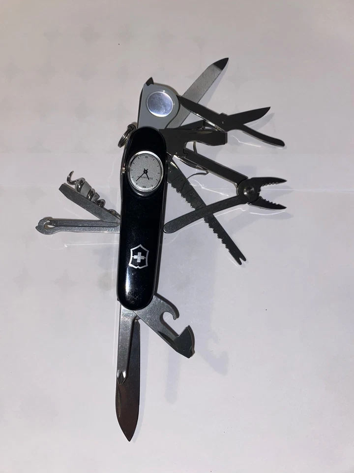 Couteau suisse victorinox - Photo 2/3