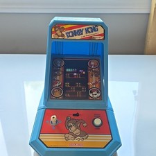 Coleco Donkey Kong Handheld Electronic Game 1...