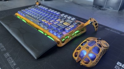 GravaStar Mercury K1 Pro Tastatur + Mercury X Pro Maus in Battle-Worn Yello Set