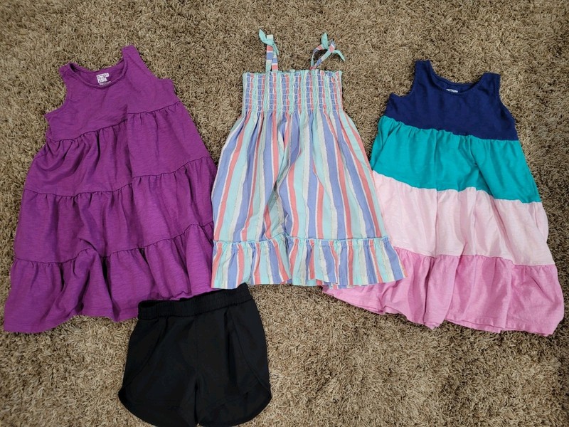 Girl Summer Dresses Size XS 4-5 Lot Of 4