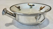 ASSIETTE A BOUILLIE CHAUFFANTE en MÉTAL ARGENTÉ & PORCELAINE MOTIFS COQS /POULES