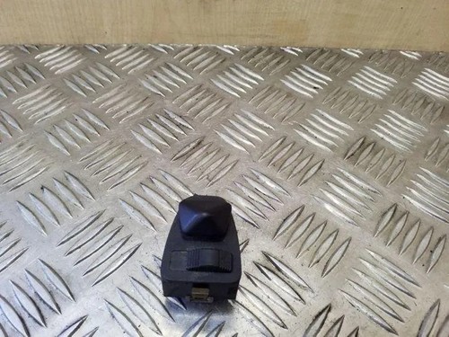 BMW 3 Cabrio E46 Spiegeleinstellschalter 613183736929 2.0 Diesel 110kw 26078009