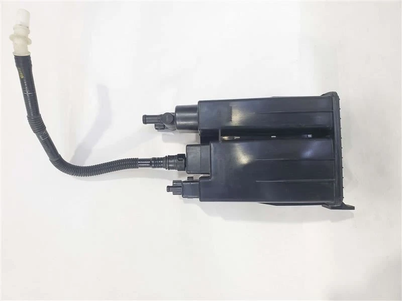 Bote de vapor de combustible EVAP PN 14950 ET000 OEM 2010 Nissan Cube Foto 2 de 4