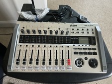 Zoom R24 Digital Multitrack Recorder Audio In...
