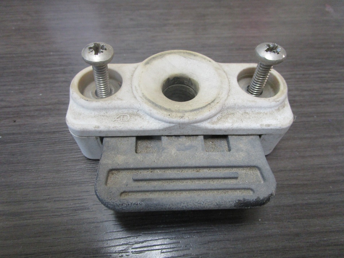 01 YAMAHA XR1800 XR 1800 SEAT LOCK GJ3-63850-03-00 | eBay