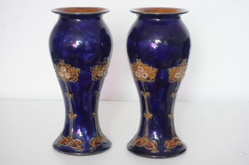 Royal Doulton Lambeth Pair Large Vases - Stylised Art Nouveau Design - c.1905 - Picture 2 of 12