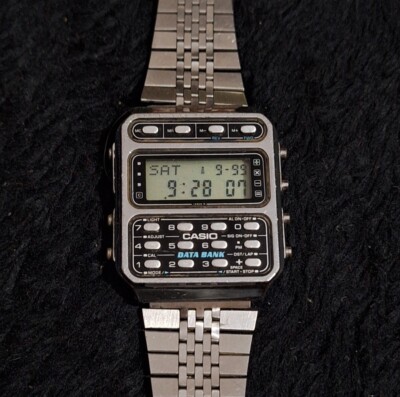 【希少】CASIO CD-401 データバンク ヴィンテージ計算機付腕時計 希少】CASIO CD-401 データバンク ヴィンテージ計算機付腕時計