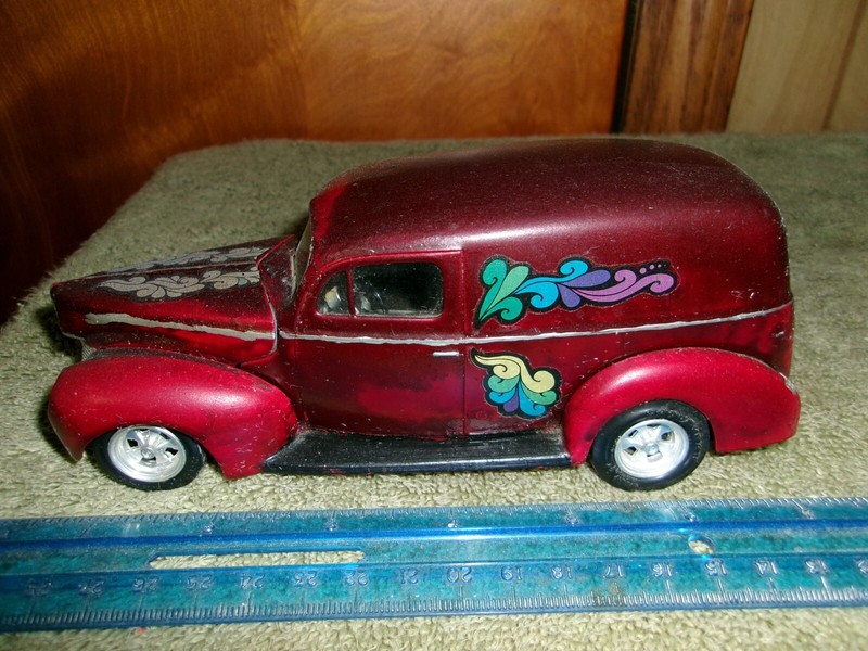 Vintage, AMT 1:25 '40 Ford Panel/Delivery Truck, Old Built Model, "As Is".!!