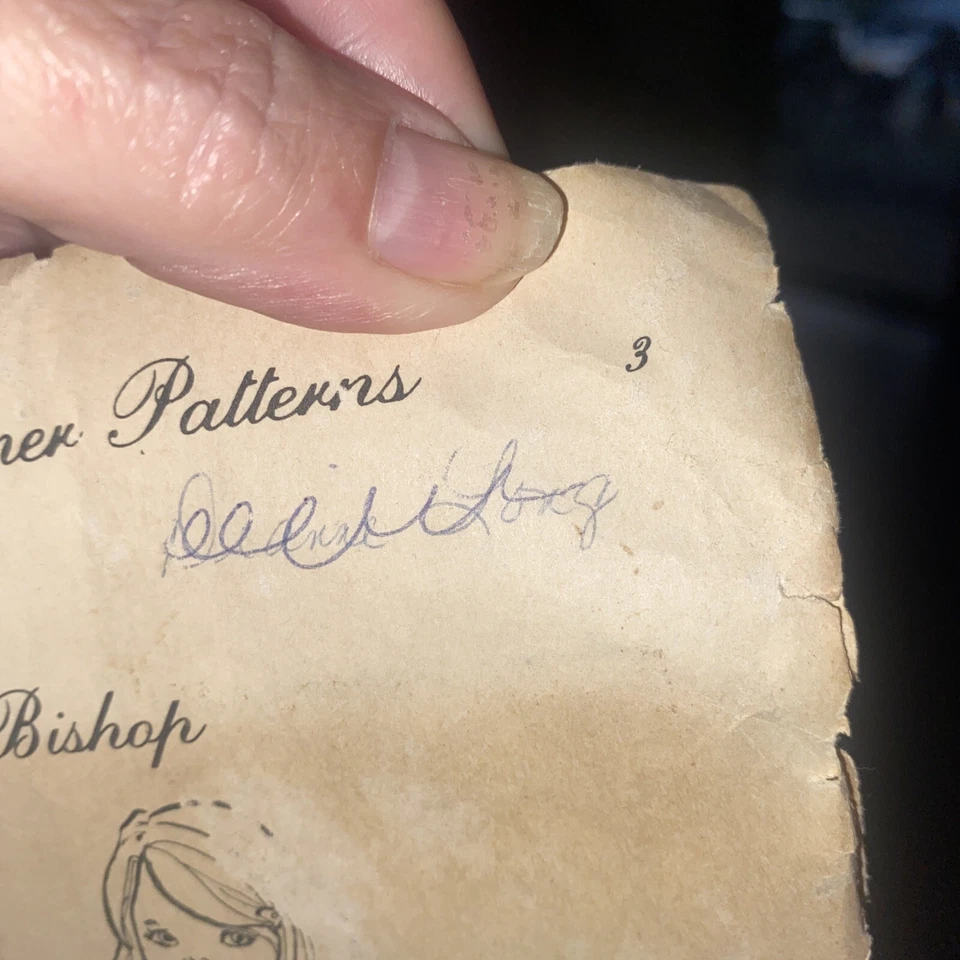 Children's Corner Pattern  SMOCKED BISHOP cut Size 6-18 Months Vintage 1979 - Image 2 of 4