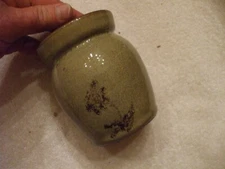 JUGTOWN WARE - NORTH CAROLINA POTTERY JAR w/ SLOTTED LID - 1979