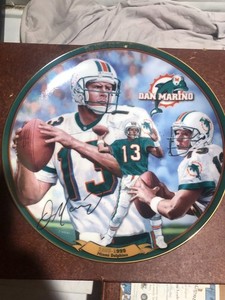 Dan Marino "The All-Time NFL Passing Leader" Dolphins Collector Plate BRADFORD