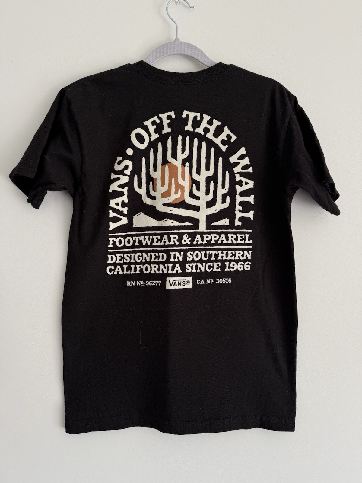 Vans Off The Wall Black Cactastic Graphic Shortsleeve Tshirt Men’s SMALL