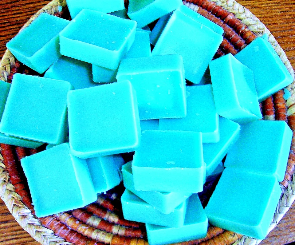 40 Highly Scented Wax Melts Tarts Cubes 10 Oz Total Weight Bag FREE Ship - Image 4 of 4
