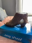 Easy Street Sunrise Tan Sandals Booties Size 8.5 W — photo 2