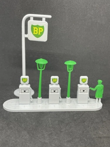 New ListingVintage Lesney Matchbox A-1 BP Petrol Pump Set Accessory Pack Restored.