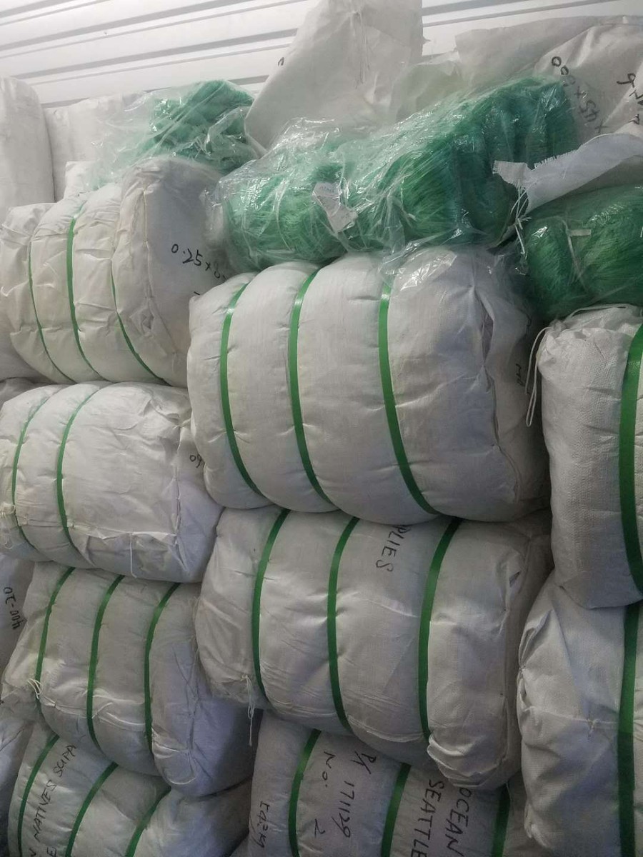 ネット　７ｍ×６ｍ Fishing net 6 inch 90 mesh ( 45ft deep ) 630ft Mono