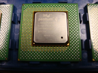 Intel Pentium 4 SL4SG 1.40GHz 256K Cache 400MHz Socket423 FSB CPU