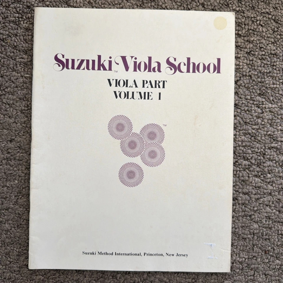 2 x Suzuki Viola School Parts Volume 1 And 2 - Staple Bound - Vintage 1981 - Image 2 of 4