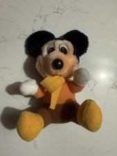 1983 Walt Disney's Mickey's Christmas Carol Bob Cratchit Mickey Mouse plush