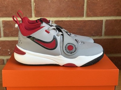 Nike Team Hustle D 11 PS Size 3Y Grey Red Primary School Sneakers Athletic Shoes