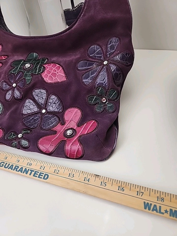 Bolso de Mano Donald J Pliner Cuero y Gamuza Púrpura Estrás Floral K15 Foto 2 de 4