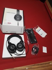 Audio-Technica ATH-M40x Closed-Back Professional Studio Monitor Headphones Black